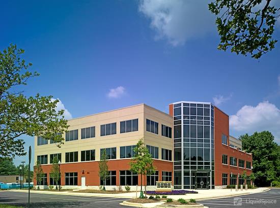 Working at Business Suites of Columbia at Columbia