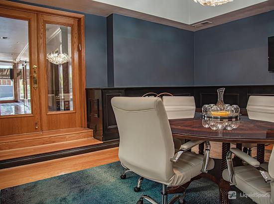 Working at Wilshire 1001 Premium Flex Space & Coworking Solutions at Los Angeles