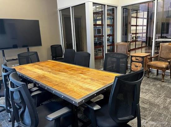 Working at GRID COLLABORATIVE WORKSPACES at Overland Park