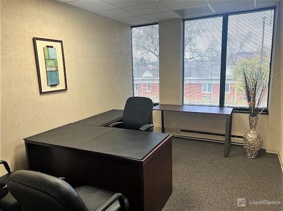 Working at Corporate Offices Business Center at Oak Brook