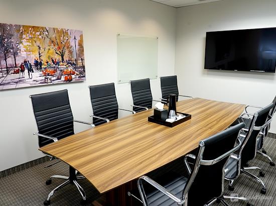 Working at Executive Workspace| Uptown at Dallas