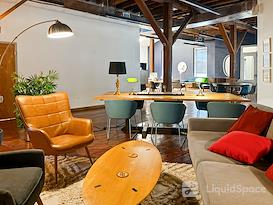 Regus | FL, Gainesville - Main St