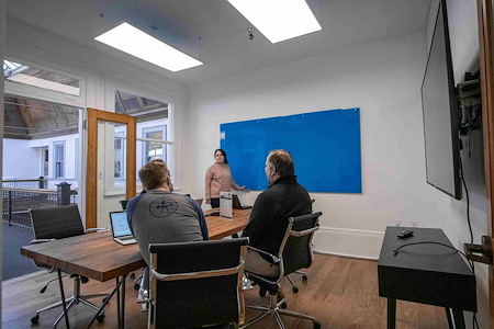 Expansive - Pioneer Building - Conference Room 6