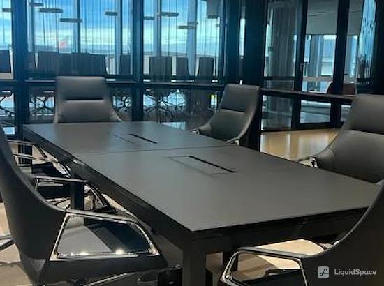 Working at Aerofoil Workspace at Melbourne Airport