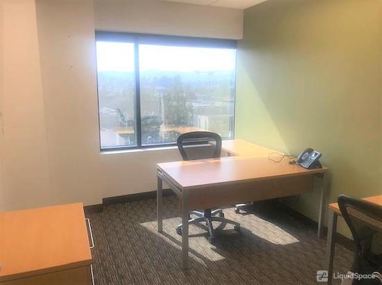 Working at Regus | 155 North Lake Avenue at Pasadena
