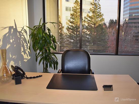 Working at Intelligent Office - Walnut Creek at Walnut Creek