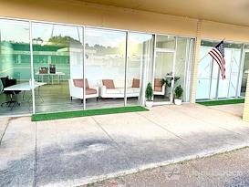 Just Relax Business Lounge