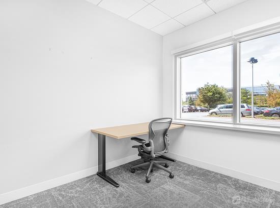 Working at Regus | Melville Expressway II at Melville