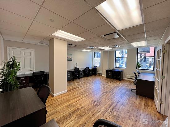 Working at Select Office Suites - 1115 Broadway Flatiron NYC at New York