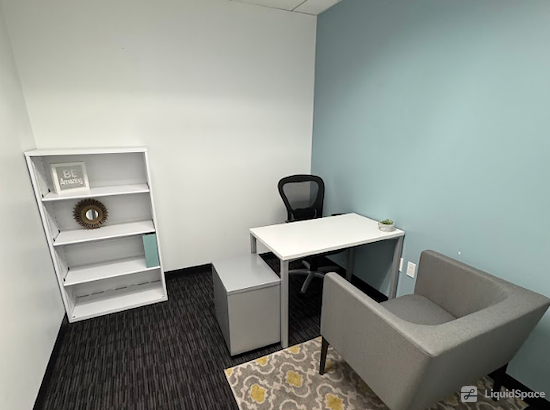 Working at Regus | 8383 Wilshire Boulevard at Los Angeles