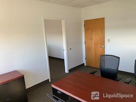 Crown Center Executive Suites (CCESuites)