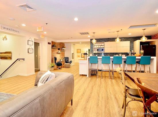 Working at En Masse Coworking at Morristown