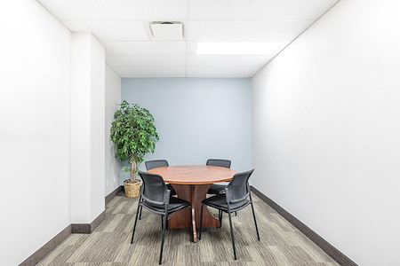 Regus | One Executive Place - Meeting Room