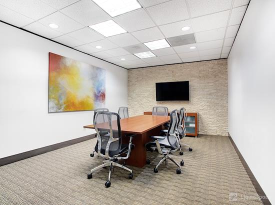 Working at Regus | The Madison at Addison