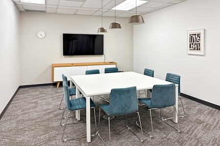 Regus | ON, Mississauga - Century Ave - Meeting Room