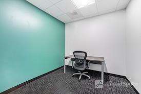 Regus || Lankershim Plaza