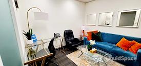 OfficeSuites At Airport Square