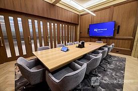 iQ Offices | 302 Bay St.