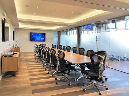 Working at ICONIC Workspaces at Aventura