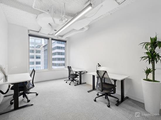 Working at Hines | The Square at Bowen Building at Washington