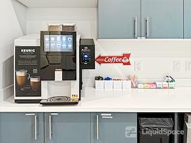 Regus | CA, Rancho Cordova - White Rock Rd.