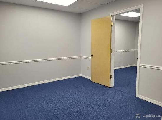 Working at Crealde Business Center LLC at Winter Park