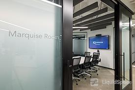 iQ Offices | 150 King Street West