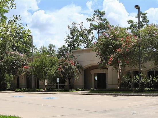 Working at The Woodlands Office Suites at The Woodlands