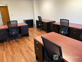Crown Center Executive Suites (CCESuites)
