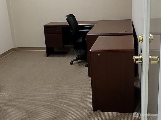 Working at WorkVine209 Suites at Tracy