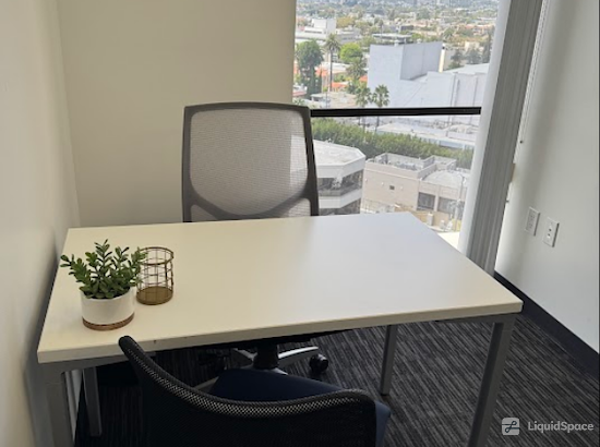 Working at Regus | 8383 Wilshire Boulevard at Los Angeles