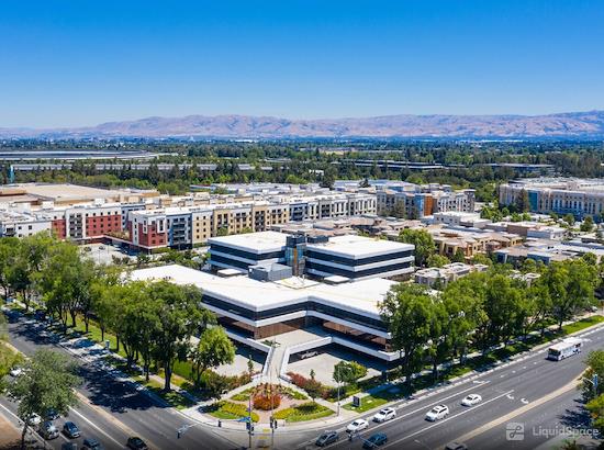 Working at Pacific Workplaces - Cupertino at Cupertino
