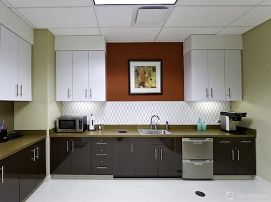 Working at Regus | Prairie Stone at Hoffman Estates