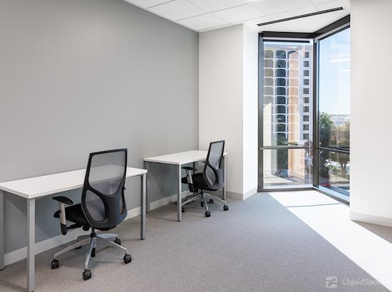 Working at Regus || 111 Congress at Austin