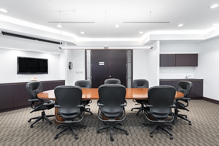 Regus | ON, Burlington - North Service Road - Meeting Room