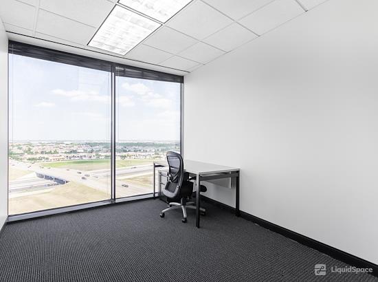 Working at Regus | MacArthur at Irving
