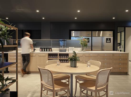 Working at Hub Australia | Flinders Street at Melbourne