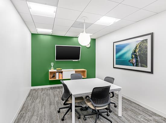 Working at Regus | City Tower at Orange