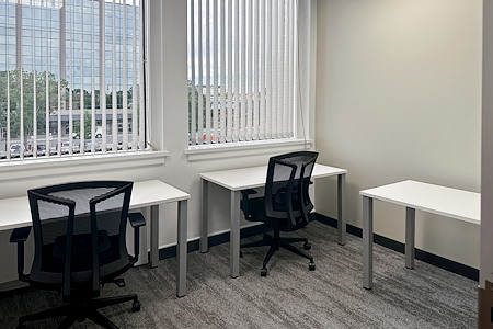 Regus | AB, Red Deer - 50 Street - Day Desk
