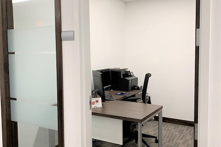 CoSuite Boca Raton - Interior Executive Suite