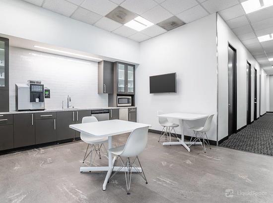 Working at Regus || Hopyard at Pleasanton