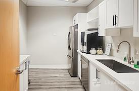 Regus | ON, Markham - Commerce Valley West