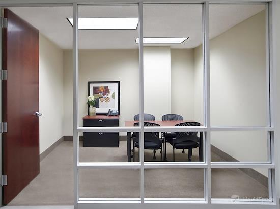 Working at Metro Offices - Farragut at Washington