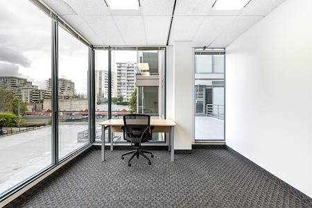 Regus | Richmond - Day Desk