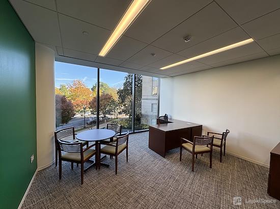 Working at Carr Workplaces - Capitol Hill at Washington