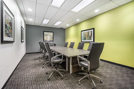 Regus | McGill College - Meeting Room