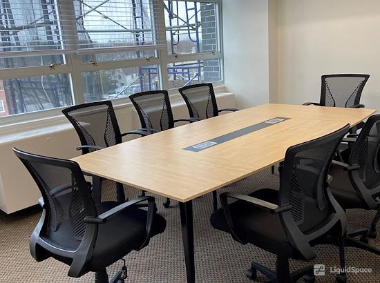 Working at 4Corners Business Centers - Forest Hills at Queens