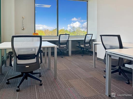 Working at HQ | IL, Elgin - Point Blvd at Elgin