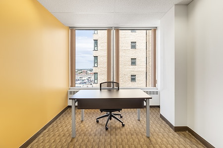 Regus | City Centre - Royal Bank Building - Day Desk