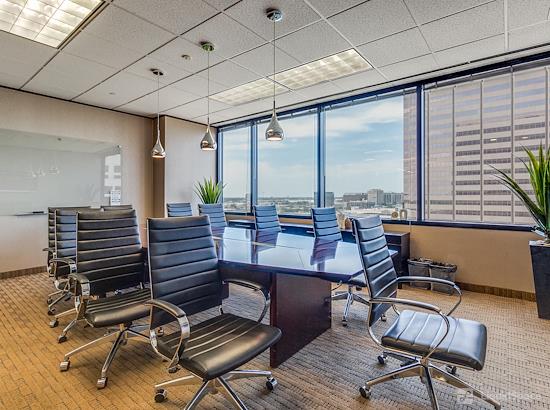 Working at Lucid Private Offices | Galleria / Addison Tower One at Dallas